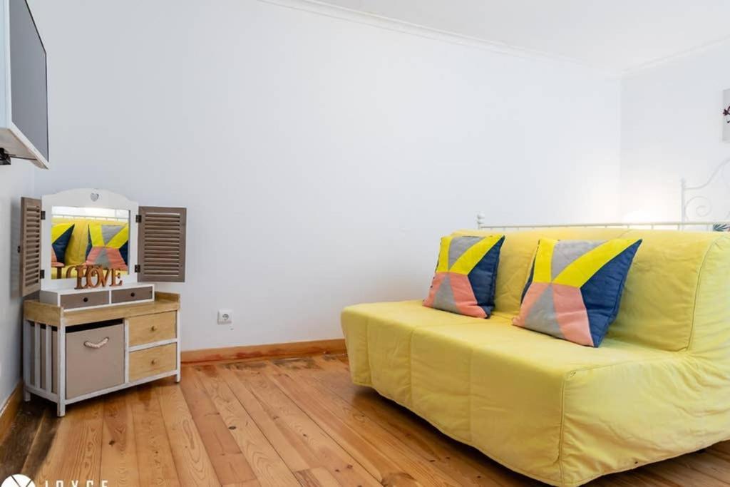 Lovelisbonapartments Cosy Apartment In Alfama Екстер'єр фото